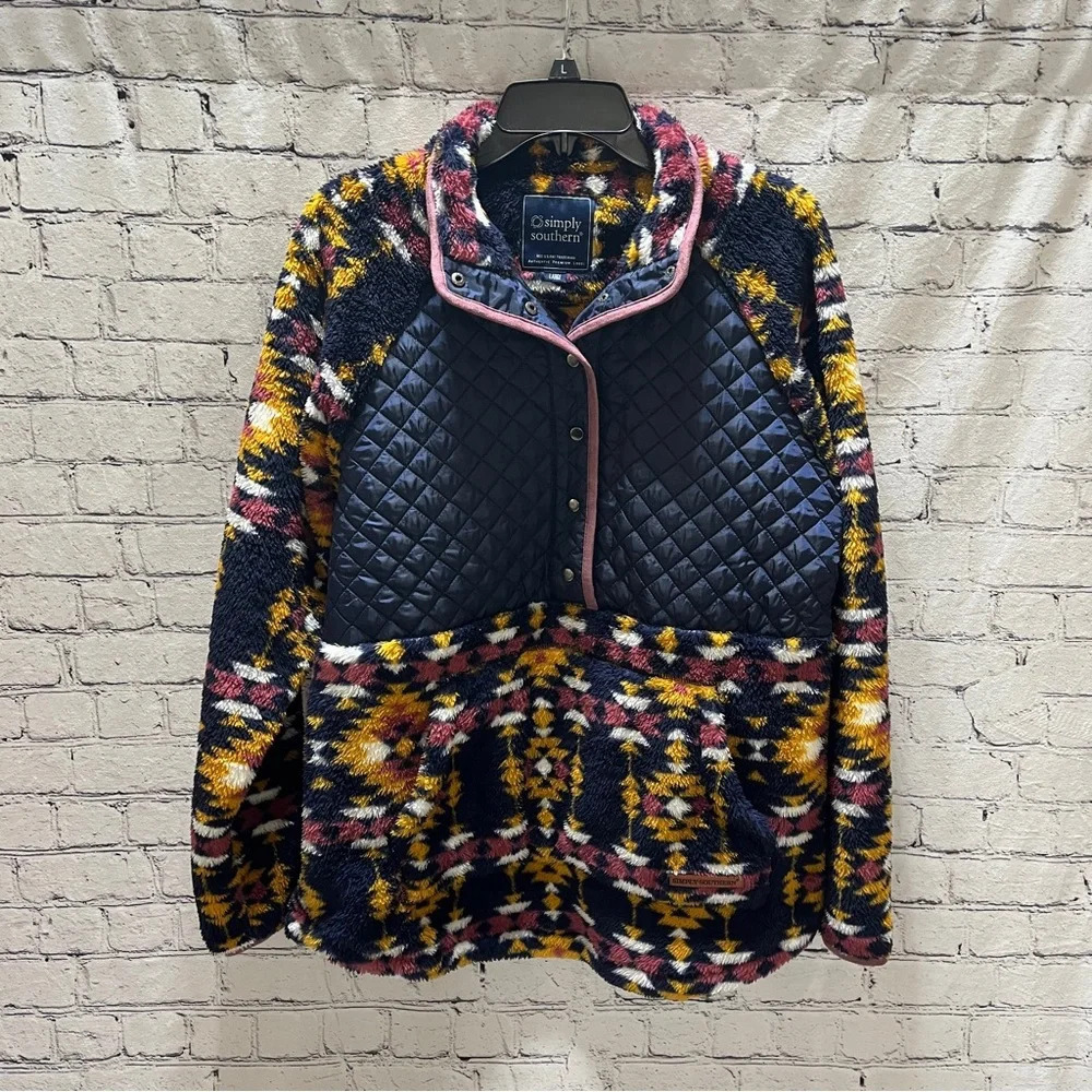 SIMPLY SOUTHERN Womens Aztec Fleece/Quilted Pullover Large
